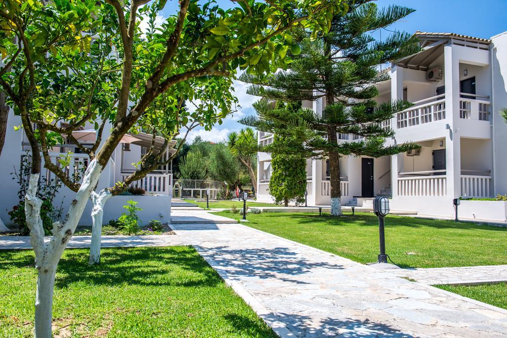 Trianon Studios Tsilivi  Bagian luar foto